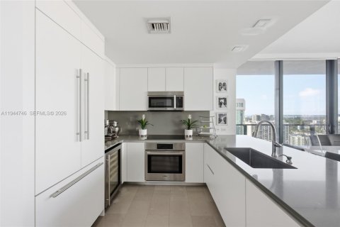 Copropriété à vendre à Miami, Floride: 3 chambres, 155.7 m2 № 2008513 - photo 11