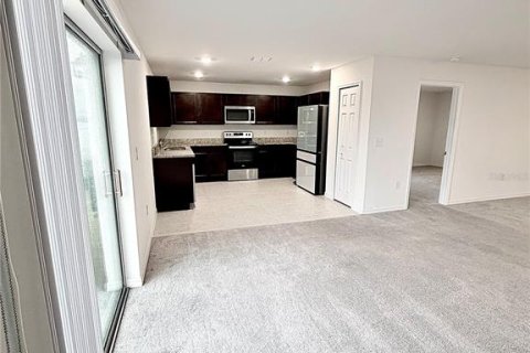 Villa ou maison à vendre à Haines City, Floride: 4 chambres, 166.39 m2 № 2143322 - photo 12