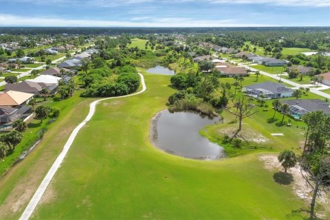 Villa ou maison à vendre à Rotonda, Floride: 3 chambres, 180.51 m2 № 1827367 - photo 30