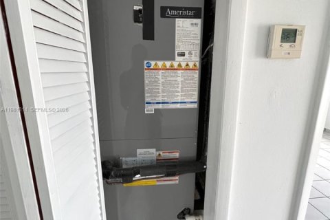 Appartement à louer à Miami Beach, Floride: 1 chambre, 61.13 m2 № 2044369 - photo 6