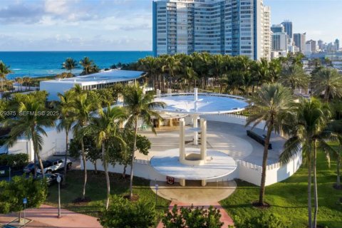 Condominio en venta en Miami Beach, Florida, 35.95 m2 № 1987763 - foto 13