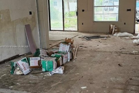 Купить виллу или дом в Сент-Питерсберг, Флорида 4 спальни, 172.71м2, № 1925618 - фото 5