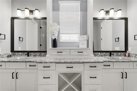 Villa ou maison à vendre à San Antonio, Floride: 4 chambres, 291.53 m2 № 2195869 - photo 26