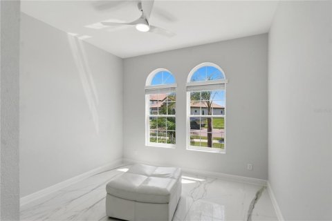 Villa ou maison à vendre à San Antonio, Floride: 4 chambres, 291.53 m2 № 2195869 - photo 9