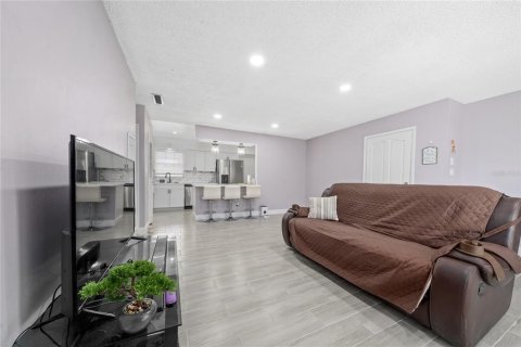 Condo in Winter Park, Florida, 2 bedrooms  № 1568273 - photo 5