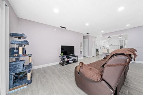 Condo in Winter Park, Florida, 2 bedrooms  № 1568273 - photo 6