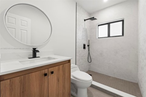 House in West Park, Florida 3 bedrooms, 131.83 sq.m. № 1892061 - photo 16
