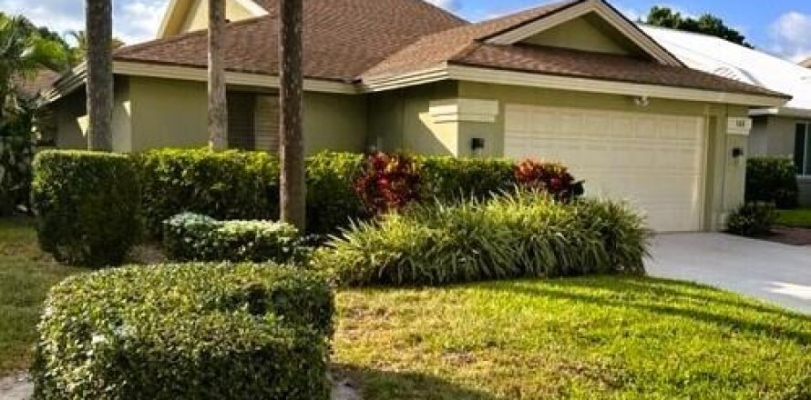Villa ou maison à Jupiter, Floride 3 chambres, 175.49 m2 № 2168959