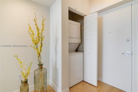 Condominio en alquiler en Miami Beach, Florida, 1 dormitorio, 63.45 m2 № 2048729 - foto 10