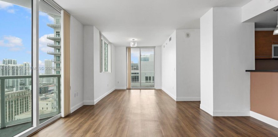 Condo in Miami, Florida, 2 bedrooms № 2189954