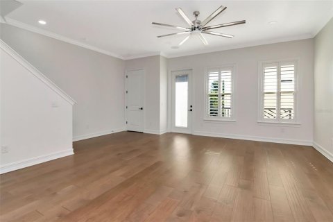 Adosado en venta en Tampa, Florida, 3 dormitorios, 240.06 m2 № 1853593 - foto 16