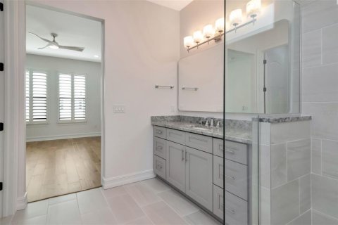 Adosado en venta en Tampa, Florida, 3 dormitorios, 240.06 m2 № 1853593 - foto 28