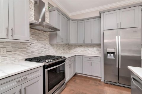 Adosado en venta en Tampa, Florida, 3 dormitorios, 240.06 m2 № 1853593 - foto 10