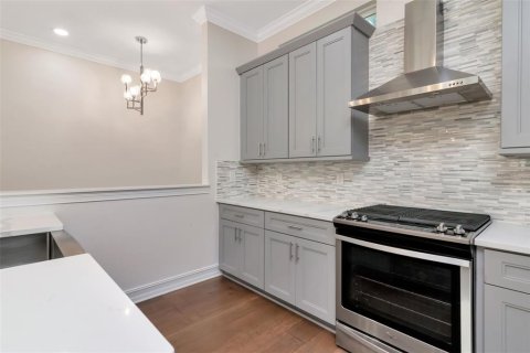 Adosado en venta en Tampa, Florida, 3 dormitorios, 240.06 m2 № 1853593 - foto 8