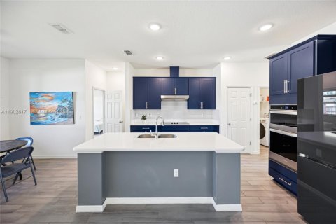 Villa ou maison à vendre à Port St. Lucie, Floride: 3 chambres, 217.11 m2 № 2081789 - photo 10