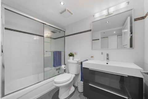 Copropriété à vendre à Fort Lauderdale, Floride: 2 chambres, 105.54 m2 № 2174212 - photo 30