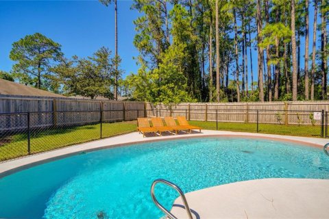 Casa en venta en Palm Coast, Florida, 3 dormitorios, 182.83 m2 № 1364334 - foto 2