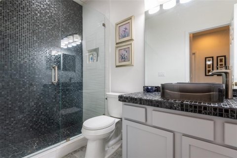 Townhouse in Tampa, Florida 3 bedrooms, 171.31 sq.m. № 1534159 - photo 21