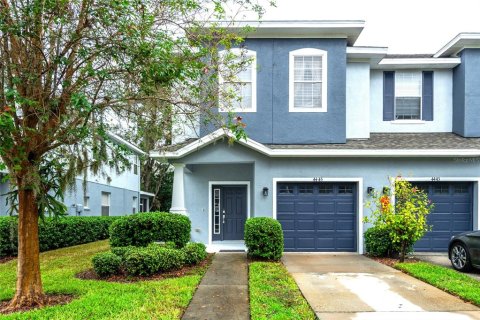 Townhouse in Tampa, Florida 3 bedrooms, 171.31 sq.m. № 1534159 - photo 1