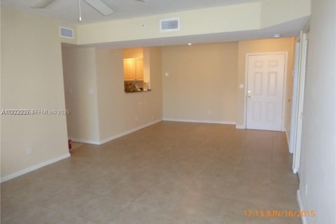 Condominio en alquiler en Dania Beach, Florida, 2 dormitorios, 100.15 m2 № 1991813 - foto 4