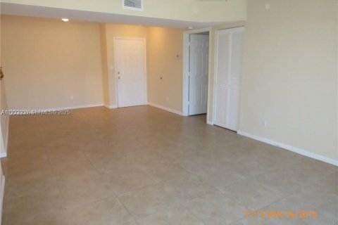 Condominio en alquiler en Dania Beach, Florida, 2 dormitorios, 100.15 m2 № 1991813 - foto 5