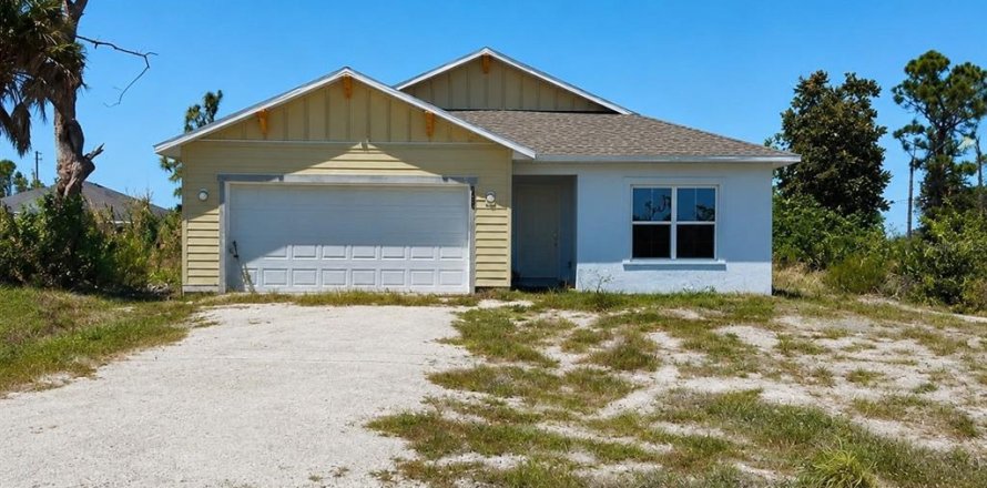 Casa en Rotonda, Florida 4 dormitorios, 167.5 m2 № 2117357