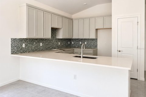 Casa en venta en Rotonda, Florida, 4 dormitorios, 167.5 m2 № 2117357 - foto 3