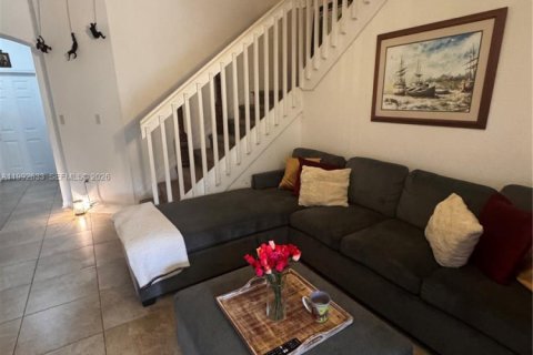 Adosado en venta en Doral, Florida, 3 dormitorios, 135.82 m2 № 2154372 - foto 4