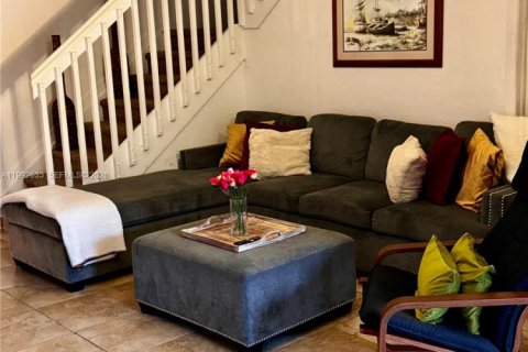 Adosado en venta en Doral, Florida, 3 dormitorios, 135.82 m2 № 2154372 - foto 22