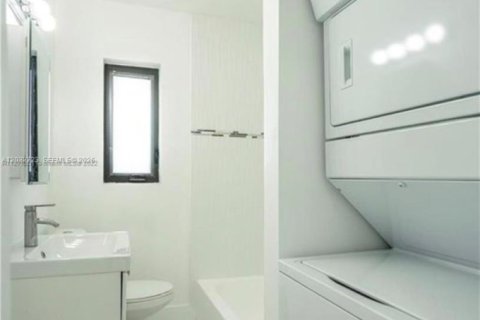 Apartment in Miami Beach, Florida 1 bedroom № 2088171 - photo 6