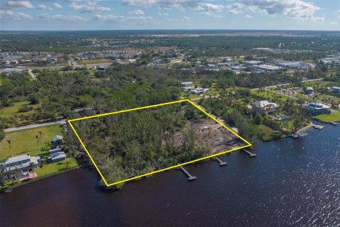Terreno en venta en Punta Gorda, Florida № 300180 - foto 9