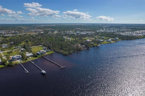Terreno en venta en Punta Gorda, Florida № 300180 - foto 18