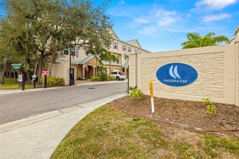 Adosado en alquiler en Tarpon Springs, Florida, 3 dormitorios, 167.41 m2 № 1835457 - foto 2
