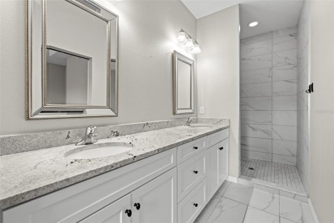 Adosado en alquiler en Tarpon Springs, Florida, 3 dormitorios, 167.41 m2 № 1835457 - foto 21