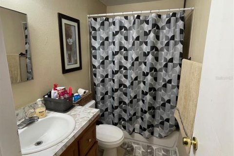 Condo in Kissimmee, Florida, 2 bedrooms  № 1642374 - photo 14