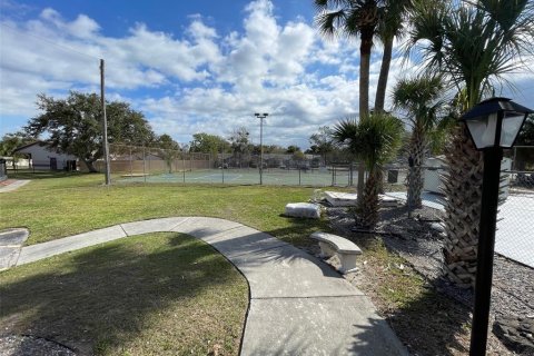 Condo in Kissimmee, Florida, 2 bedrooms  № 1642374 - photo 19