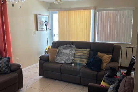 Condo in Kissimmee, Florida, 2 bedrooms  № 1642374 - photo 8