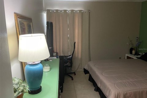 Condo in Kissimmee, Florida, 2 bedrooms  № 1642374 - photo 11