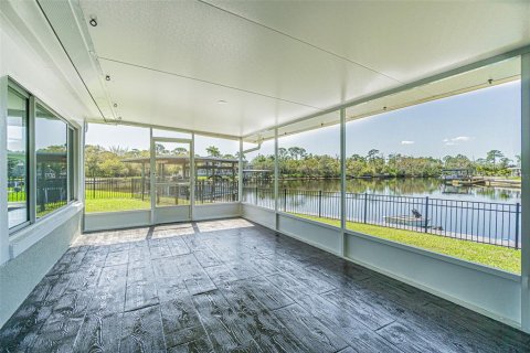 House in Holiday, Florida 3 bedrooms, 176.51 sq.m. № 2144585 - photo 30