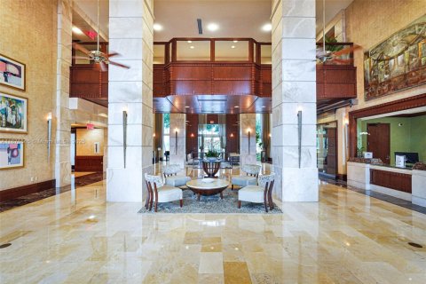 Condo in Aventura, Florida, 2 bedrooms  № 1922146 - photo 1
