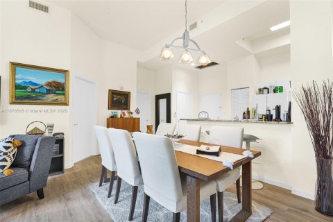 Condo in Aventura, Florida, 2 bedrooms  № 1922146 - photo 7