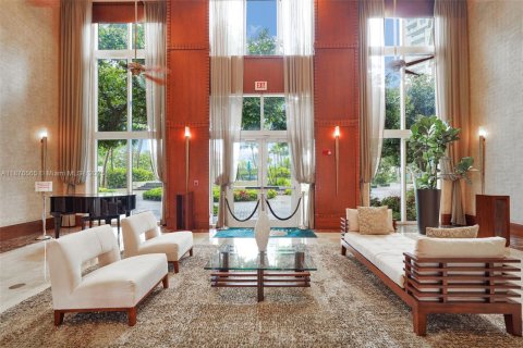 Condo in Aventura, Florida, 2 bedrooms  № 1922146 - photo 3