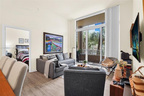 Condo in Aventura, Florida, 2 bedrooms  № 1922146 - photo 13