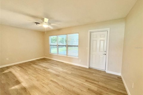 Villa ou maison à louer à Venice, Floride: 3 chambres, 150.87 m2 № 2381019 - photo 10