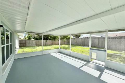 Villa ou maison à louer à Venice, Floride: 3 chambres, 150.87 m2 № 2381019 - photo 13