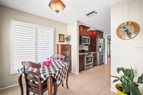 House in Parrish, Florida 4 bedrooms, 145.39 sq.m. № 1778226 - photo 10