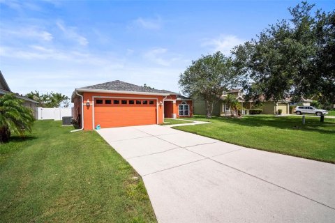 House in Parrish, Florida 4 bedrooms, 145.39 sq.m. № 1778226 - photo 3