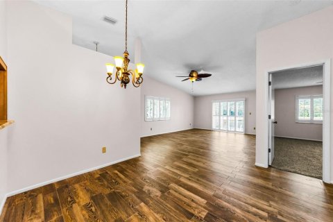 Casa en venta en Palm Harbor, Florida, 2 dormitorios, 123.75 m2 № 1919446 - foto 16