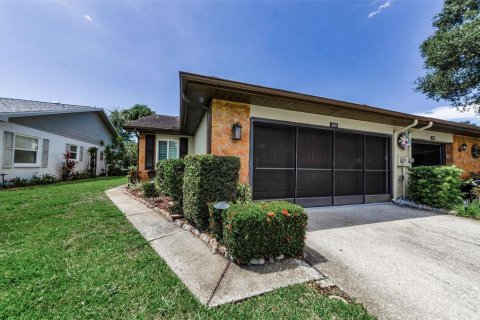 Casa en venta en Palm Harbor, Florida, 2 dormitorios, 123.75 m2 № 1919446 - foto 2
