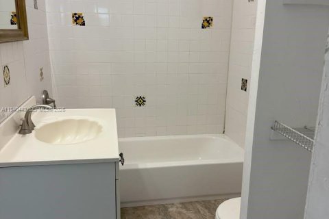 Villa ou maison à louer à Miami, Floride: 2 chambres № 1998304 - photo 6